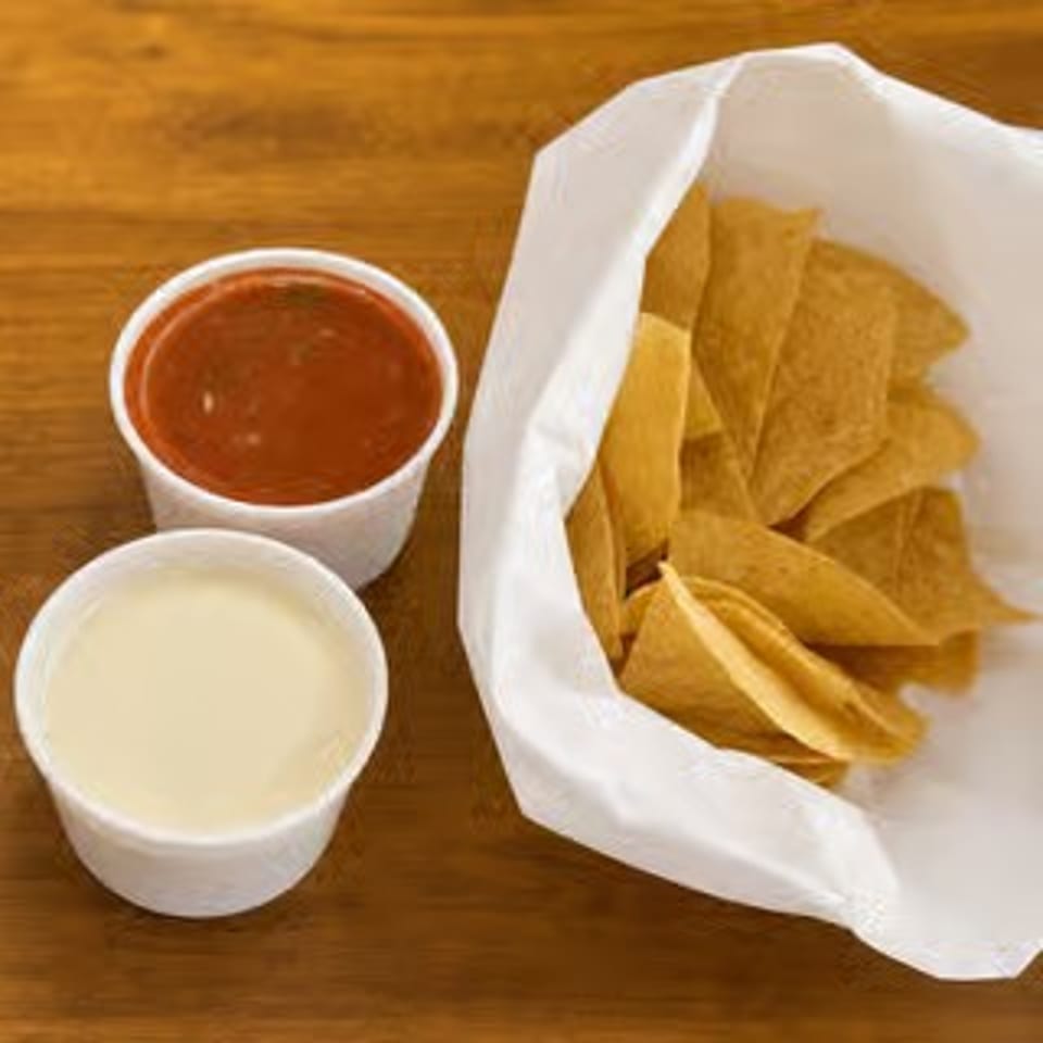 Cheese Dip & Chips.