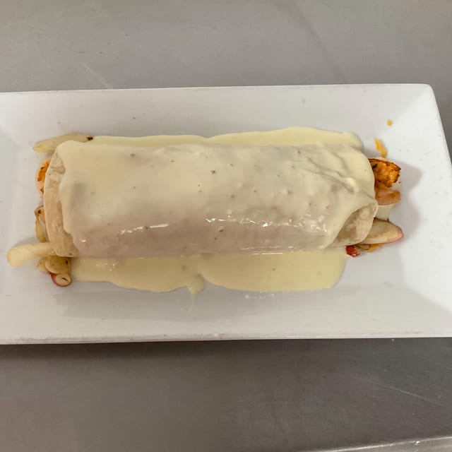 Burrito Acapulco.
