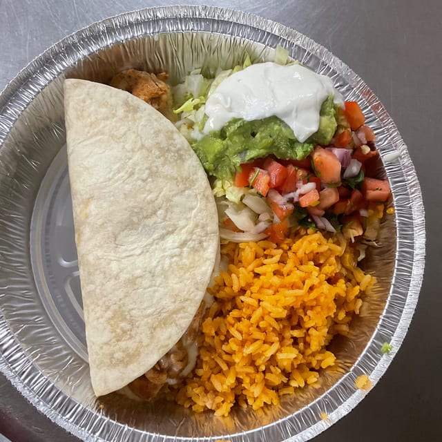 Lunch Acapulco.