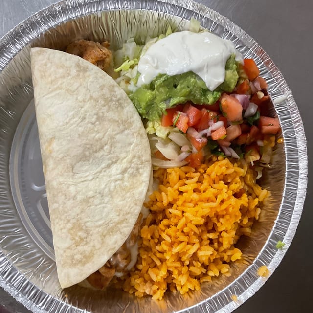 Lunch Acapulco.