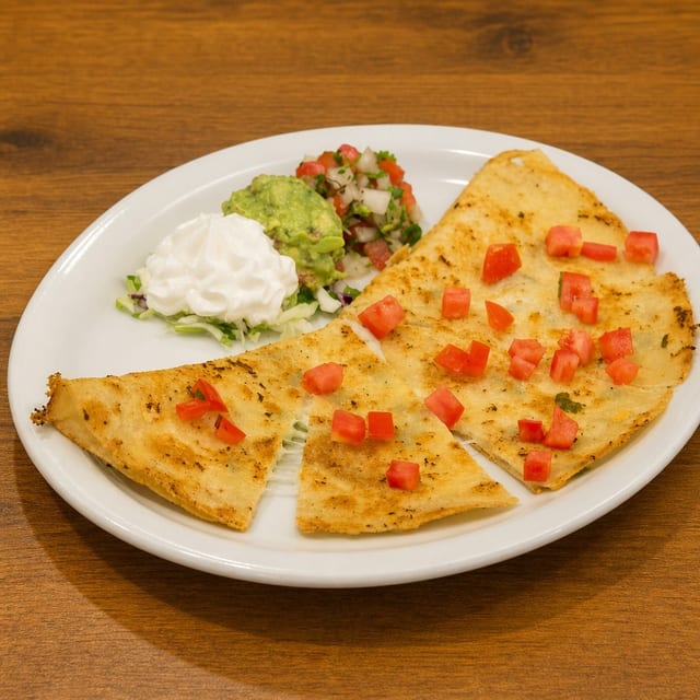 Quesadilla Rellena.